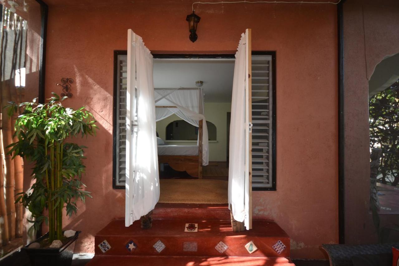 Katamah Beachfront Guesthouse Treasure Beach Eksteriør bilde