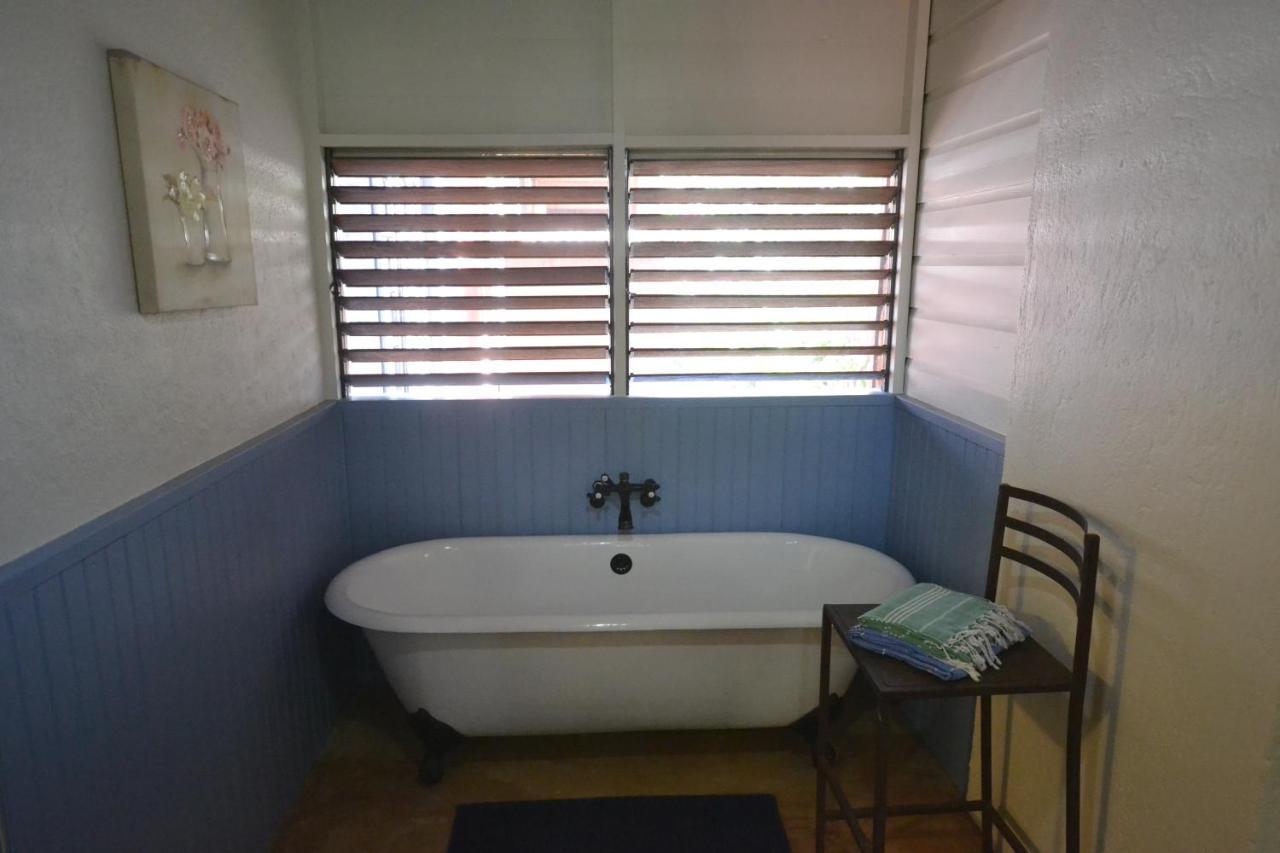 Katamah Beachfront Guesthouse Treasure Beach Eksteriør bilde