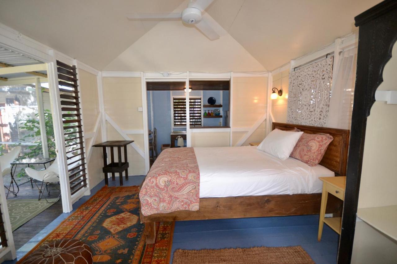 Katamah Beachfront Guesthouse Treasure Beach Eksteriør bilde