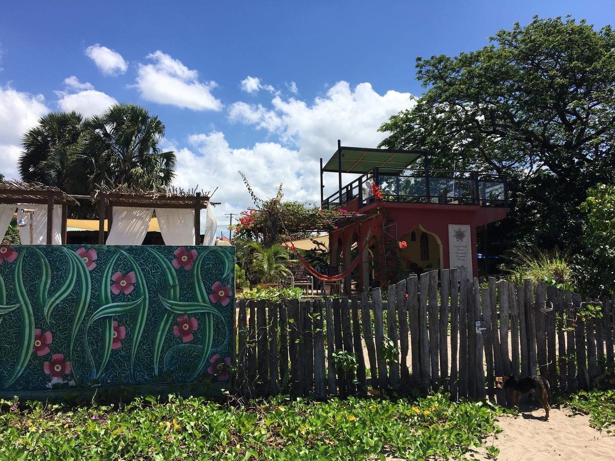Katamah Beachfront Guesthouse Treasure Beach Eksteriør bilde