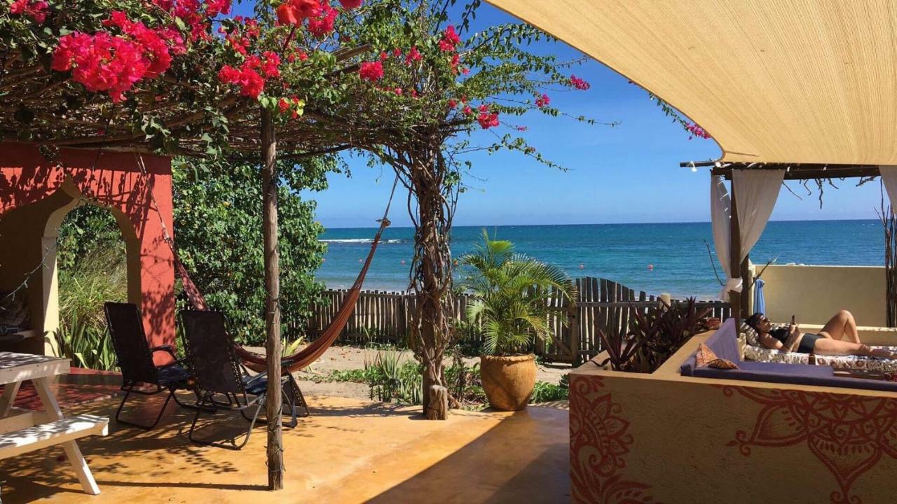 Katamah Beachfront Guesthouse Treasure Beach Eksteriør bilde